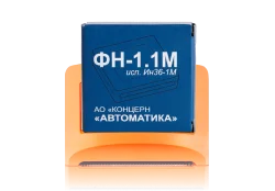 Фискальный накопитель ФН 1.1M на 36 месяцев в синей упаковке и оранжевая касса